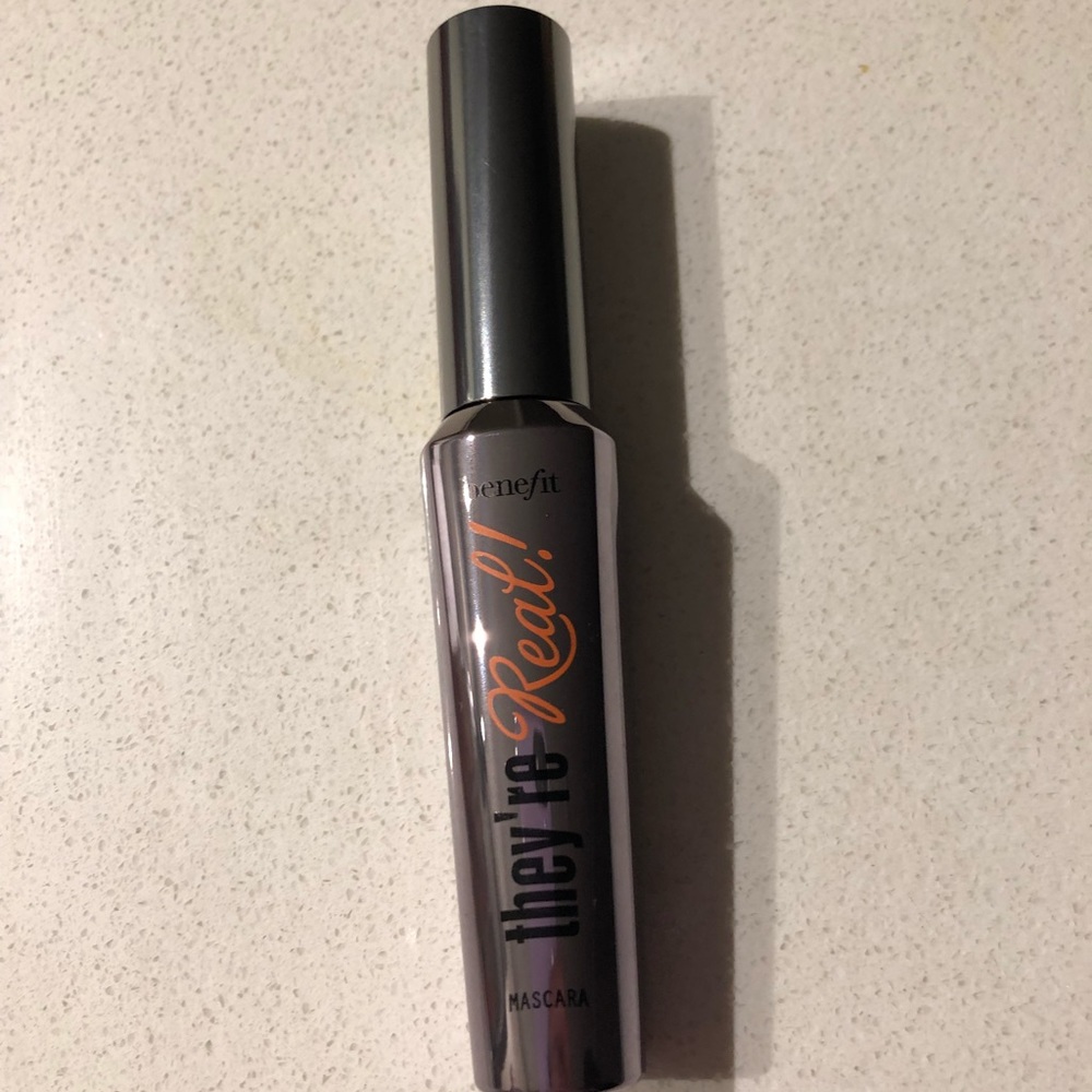 Benefit They’re Real mascara